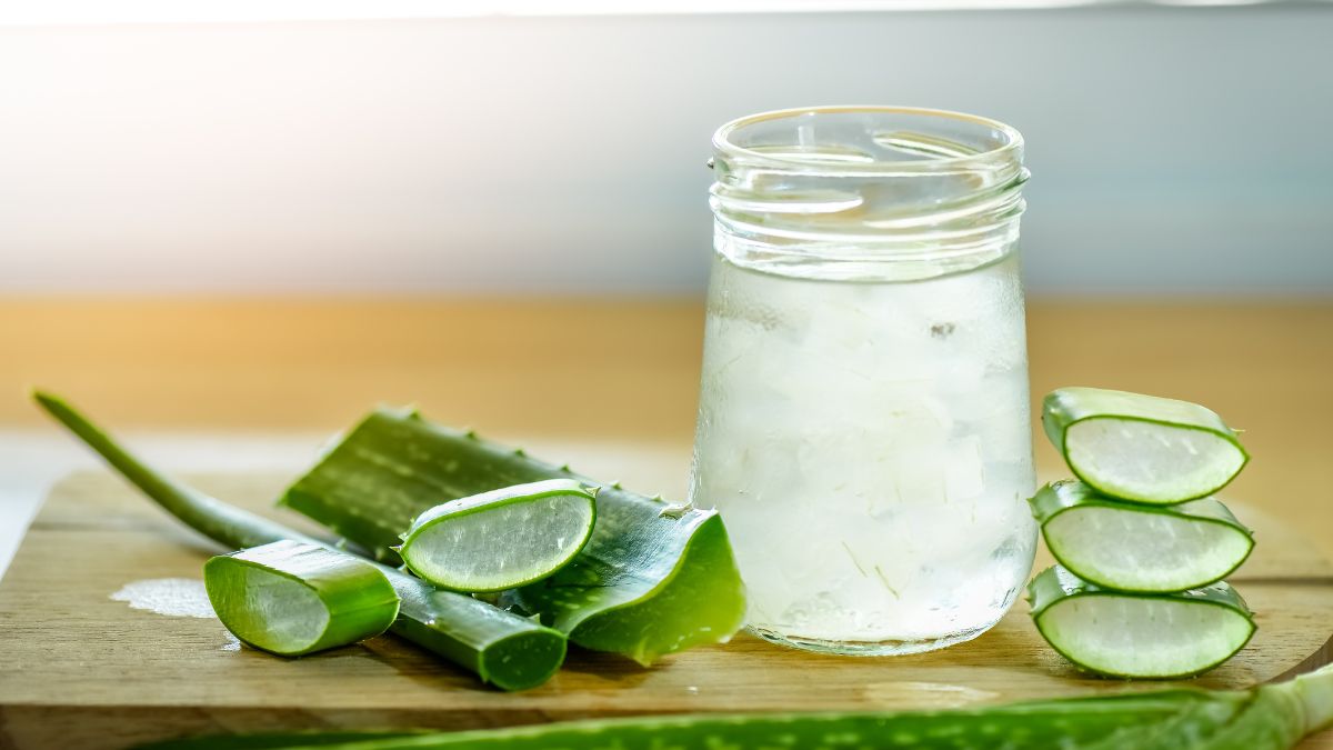 Is Aloe Vera Juice Good for Hyperthyroidism? (Expert Answer)