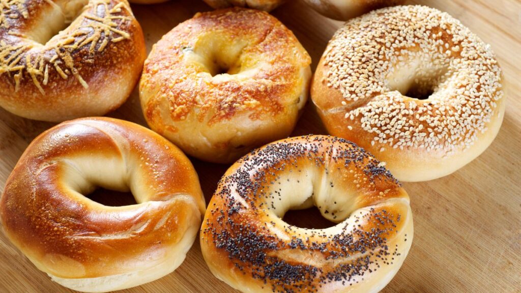 Are Bagels Good for Weight Gain? (Expert Answer)