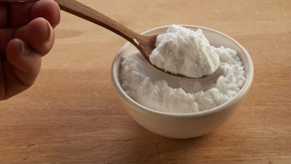 Is Baking Soda Good for Hyperthyroidism? (Expert Answer)