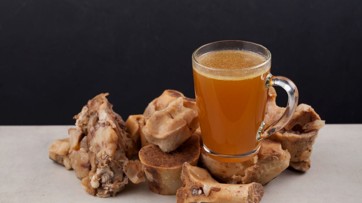 Is Bone Broth Acidic or Alkaline? (Expert Answer)