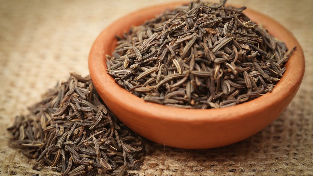 Are Caraway Seeds Bad for Hemorrhoids? (Expert Answer)
