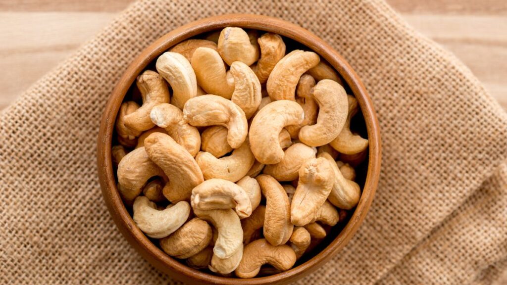 Is Cashew Nuts Good for Muscle Building? (Expert Answer)