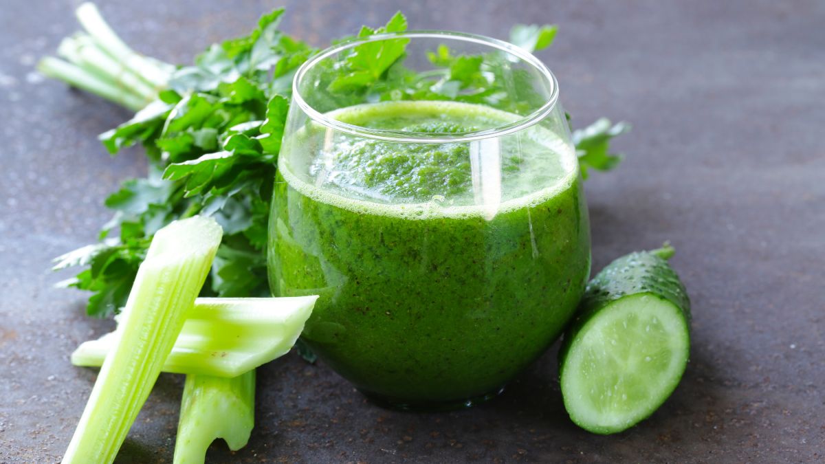 Is Celery Juice Good for High Blood Pressure? (Expert Answer)