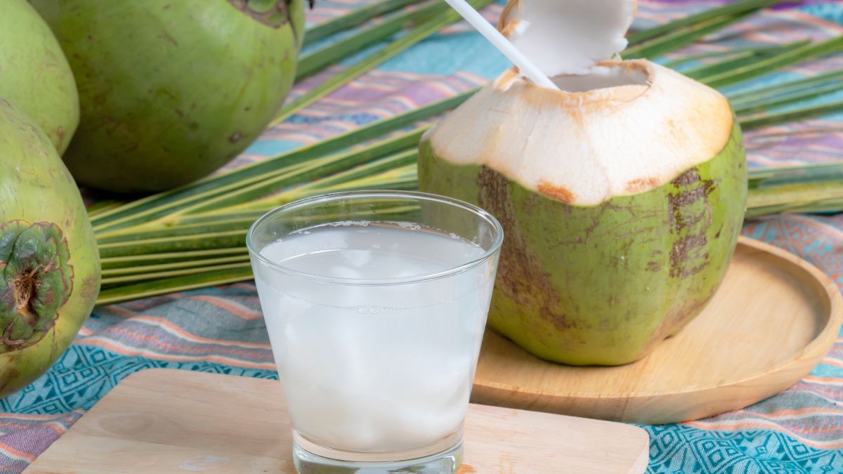 Is Coconut Juice Good for Acid Reflux? (Expert Answer)