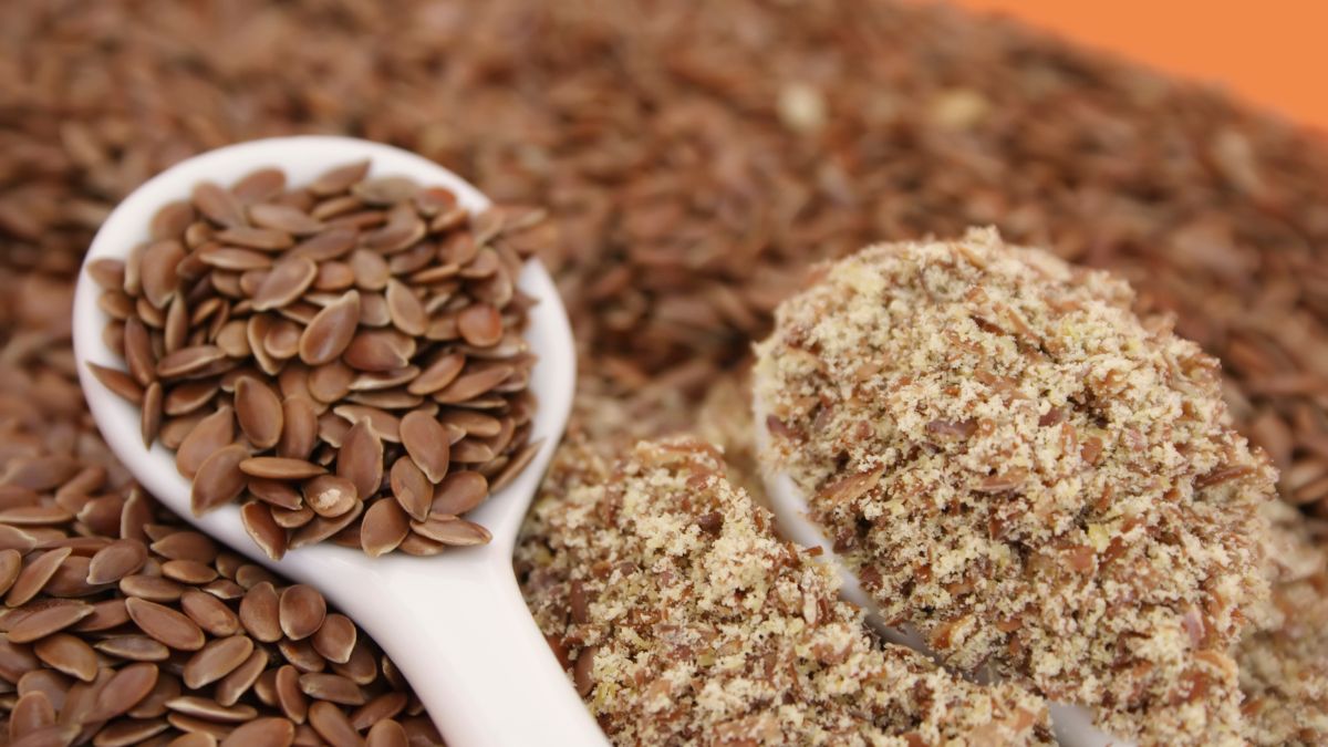 Are Flaxseed Good for Hyperthyroidism? (Expert Answer)