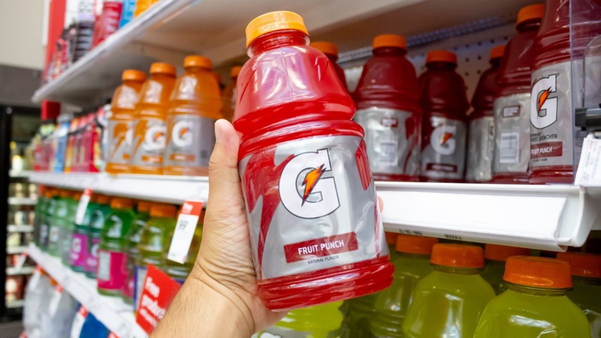 Is Gatorade Good for Acid Reflux? (Expert Answer)