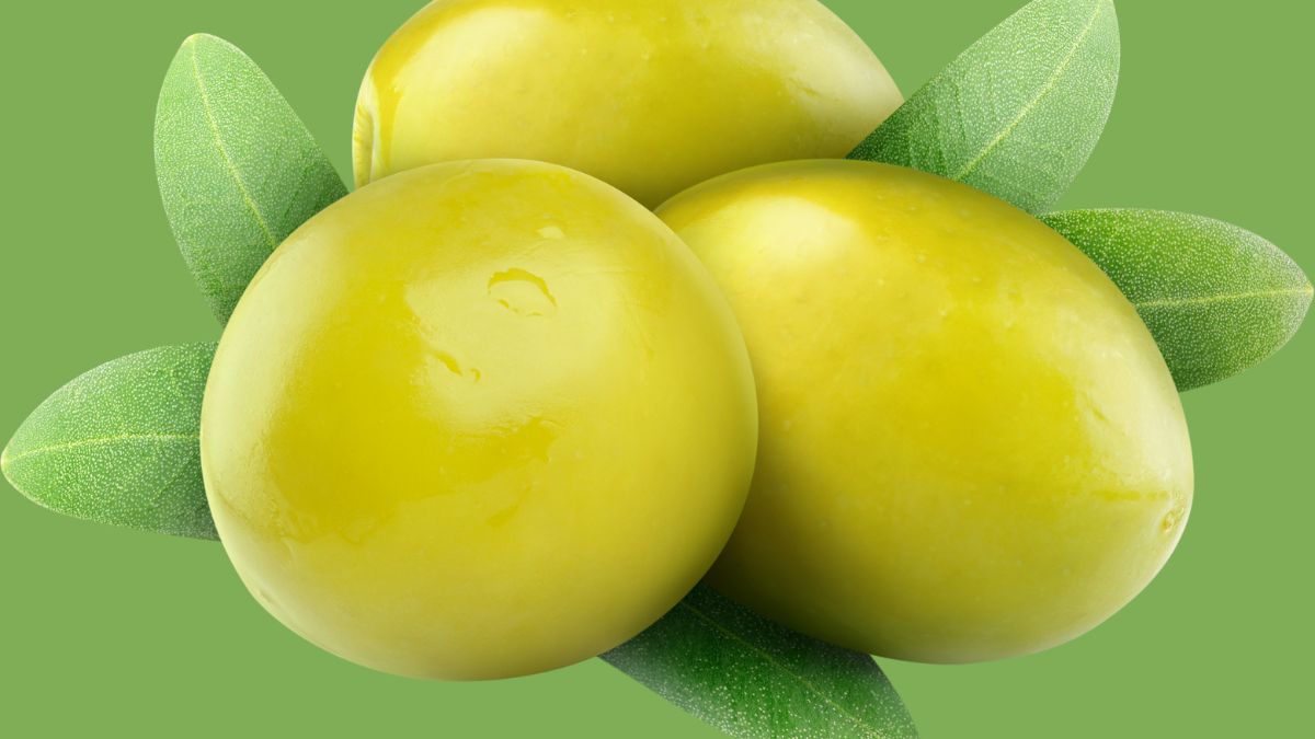Why am I Craving Green Olives? (Expert Answer)
