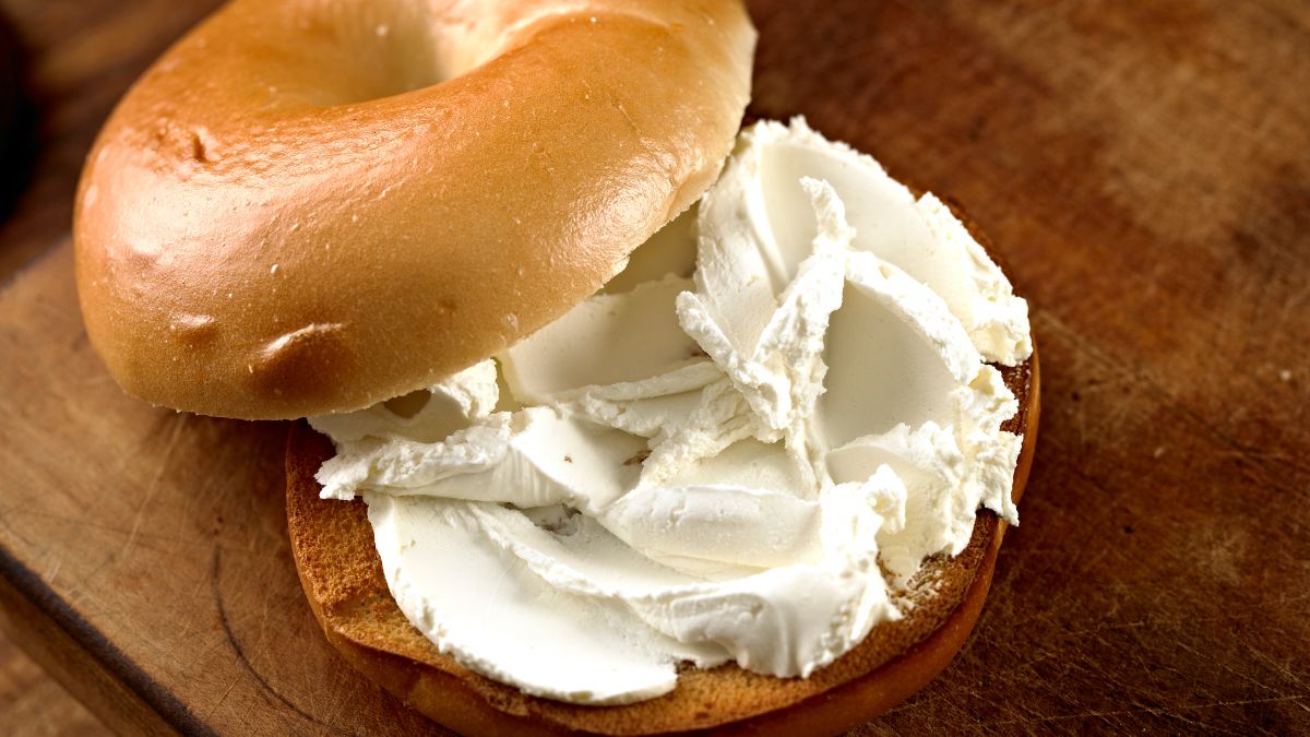 What Happens If you Eat Bad Cream Cheese? (Expert Answer)