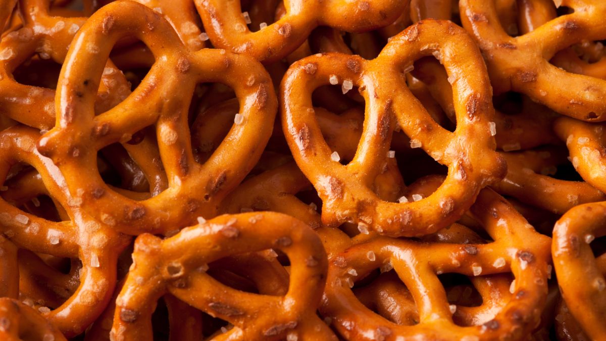Are Pretzels Good for Acid Reflux? (Expert Answer)