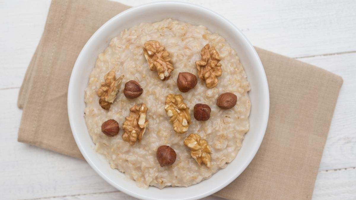 Is Quaker Oatmeal Keto Friendly? (Expert Answer)