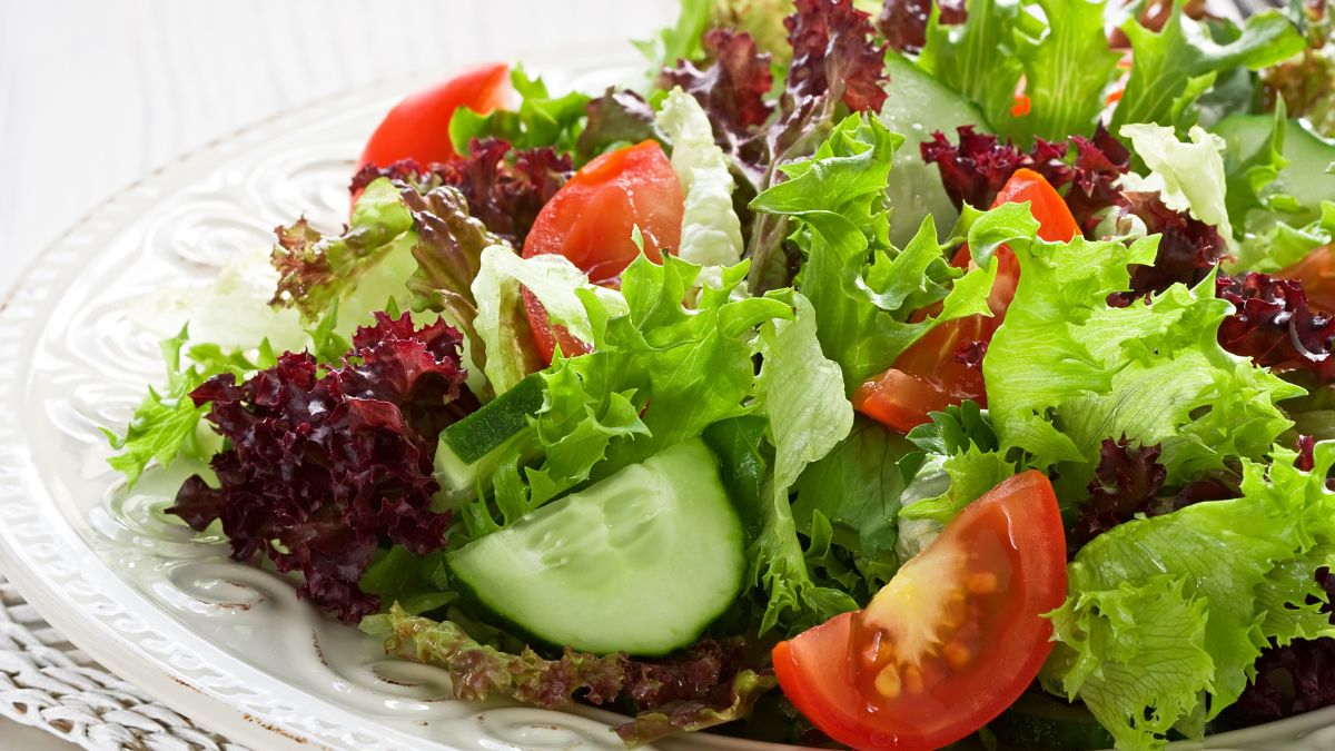 Is Salads Good for IBS? (Expert Answer)