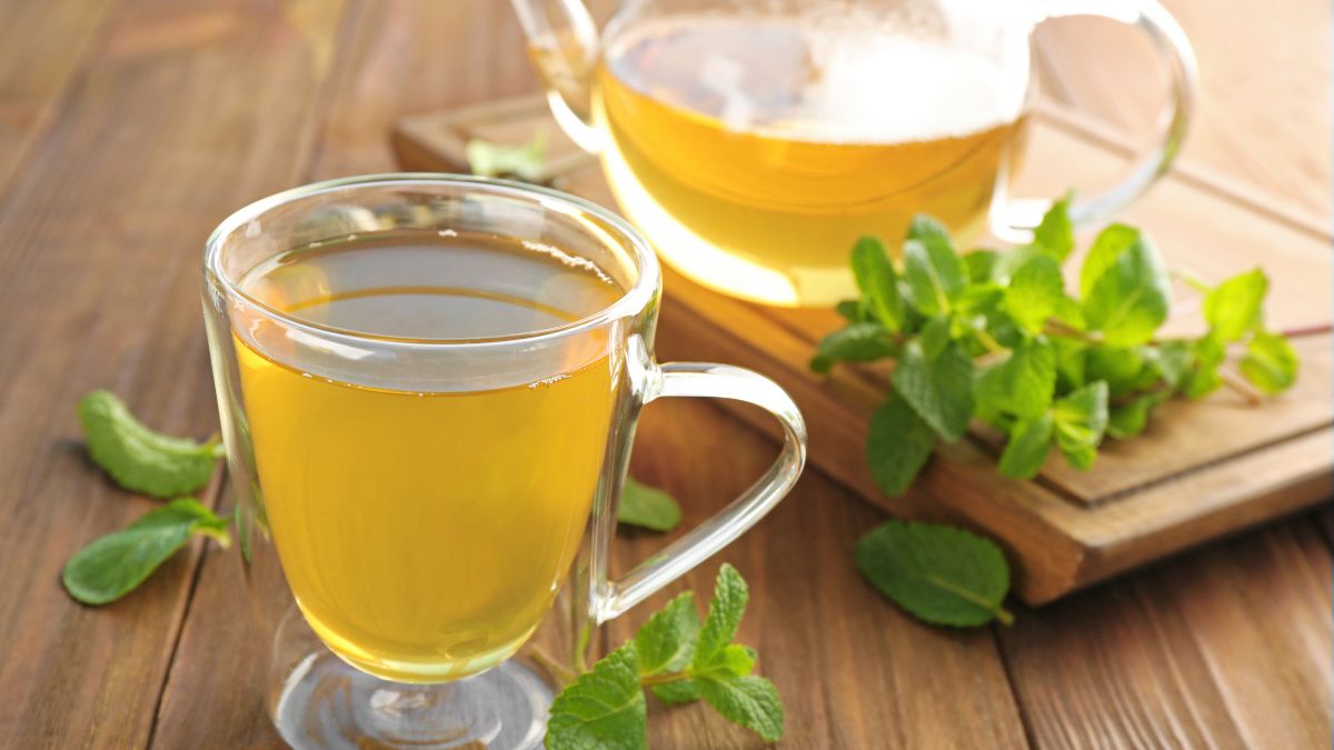 Is Spearmint Tea Good for PCOS? (Expert Answer)