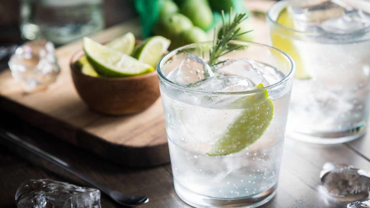 Is Tonic Water Good for Acid Reflux? (Expert Answer)